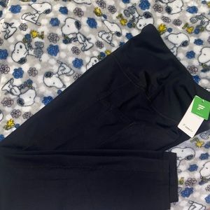 Yoga brand new leggings